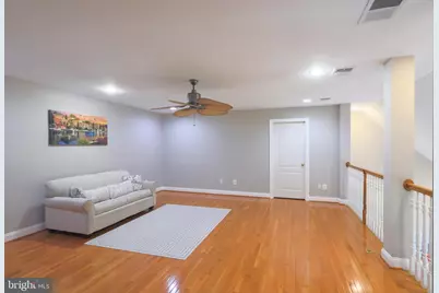 22918 N Brown Square, Ashburn, VA 20148 - Photo 41