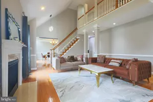22918 N Brown Square, Ashburn, VA 20148 - Photo 17