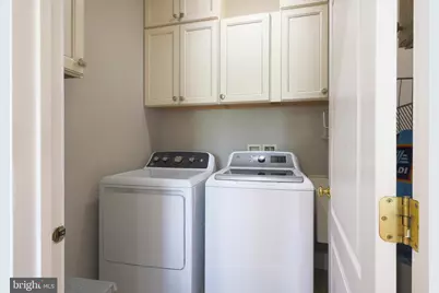 22918 N Brown Square, Ashburn, VA 20148 - Photo 11