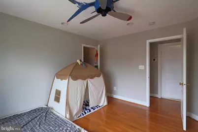 22918 N Brown Square, Ashburn, VA 20148 - Photo 49