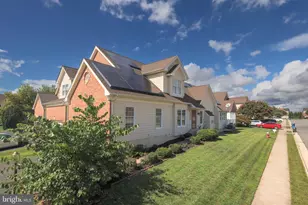 22918 N Brown Square, Ashburn, VA 20148 - Photo 81