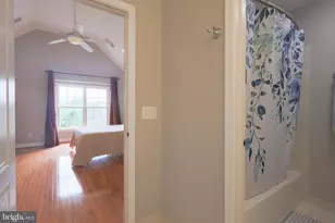 22918 N Brown Square, Ashburn, VA 20148 - Photo 53