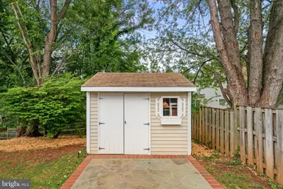 10163 Yorktown Way, Great Falls, VA 22066 - Photo 47