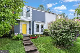 326 Shenandoah St SE, Leesburg, VA 20175 - Photo 1