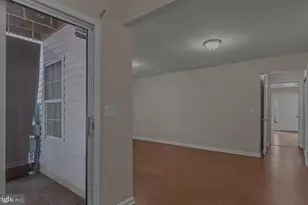 18763 Trident Sq, Leesburg, VA 20176 - Photo 5