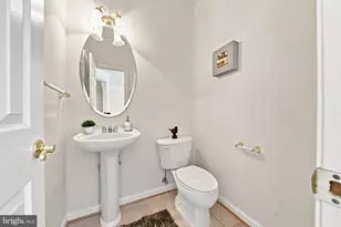 810 Sydney Terrace NE, Leesburg, VA 20176 - Photo 11