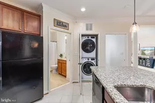 24701 Byrne Meadow Square, Aldie, VA 20105 - Photo 11