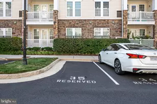 24701 Byrne Meadow Square, Aldie, VA 20105 - Photo 23