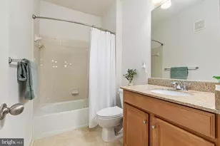 24701 Byrne Meadow Square, Aldie, VA 20105 - Photo 19