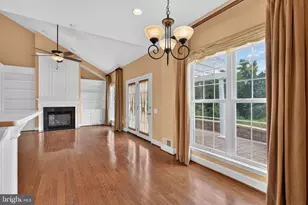 20780 Rock Harbor Cir, Ashburn, VA 20147 - Photo 3