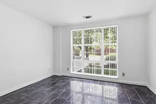 20313 Beechwood Terrace, Ashburn, VA 20147 - Photo 13