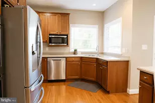 25835 Turlough Terrace, Chantilly, VA 20152 - Photo 5