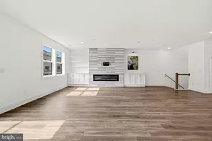 44824 Tiverton Sq, Ashburn, VA 20147 - Photo 3