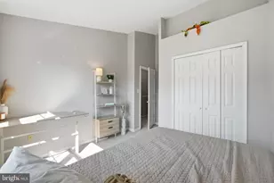 20827 Butterwood Falls Terrace, Sterling, VA 20165 - Photo 25