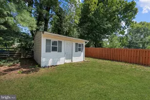 706 Edwards Ferry Rd NE, Leesburg, VA 20176 - Photo 37