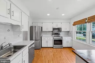 706 Edwards Ferry Rd NE, Leesburg, VA 20176 - Photo 7