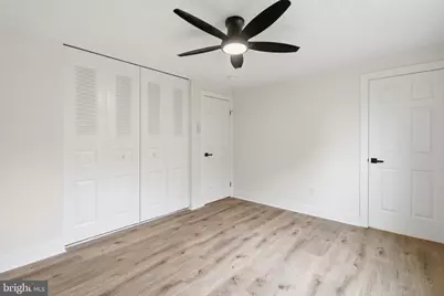 202 Leslie Court, Sterling, VA 20164 - Photo 11
