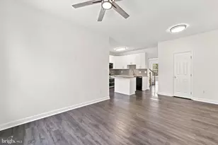45556 Lake Haven Terrace, Sterling, VA 20165 - Photo 13