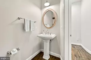 20646 Holyoke Dr, Ashburn, VA 20147 - Photo 31