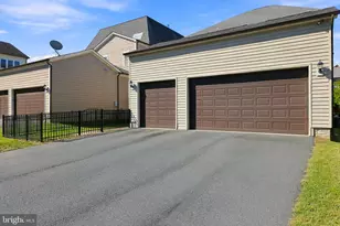 20646 Holyoke Dr, Ashburn, VA 20147 - Photo 99