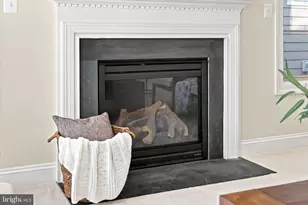 20646 Holyoke Dr, Ashburn, VA 20147 - Photo 43