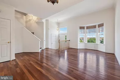 825 Bluefield Square NE, Leesburg, VA 20176 - Photo 3
