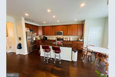 42699 Wardlaw Terrace, Ashburn, VA 20147 - Photo 5