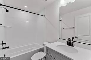 19651 Sepia Sq, Ashburn, VA 20147 - Photo 21