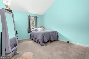 227 Finchingfield Ct, Sterling, VA 20165 - Photo 27