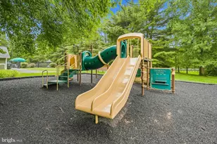 227 Finchingfield Ct, Sterling, VA 20165 - Photo 41
