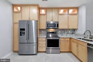 43607 McDowell Sq, Leesburg, VA 20176 - Photo 13
