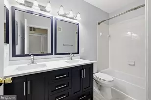 43607 McDowell Sq, Leesburg, VA 20176 - Photo 23