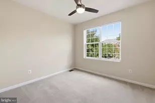 43607 McDowell Sq, Leesburg, VA 20176 - Photo 19