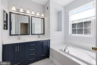 43607 McDowell Square, Leesburg, VA 20176 - Photo 29