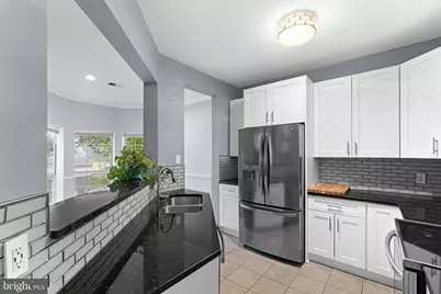 662 Gateway Drive SE #211, Leesburg, VA 20175 - Photo 11