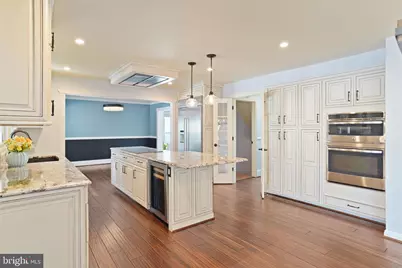 10865 Monticello Court, Great Falls, VA 22066 - Photo 9