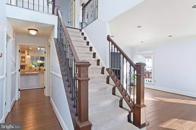 10865 Monticello Court, Great Falls, VA 22066 - Photo 3