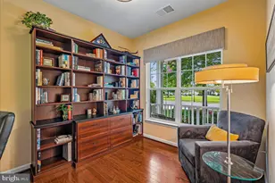 44256 Panther Ridge Dr, Ashburn, VA 20147 - Photo 3