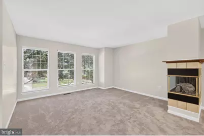 20400 Baseline Terrace, Ashburn, VA 20147 - Photo 15