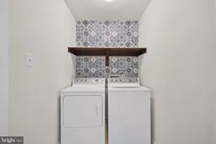 20400 Baseline Terrace, Ashburn, VA 20147 - Photo 25