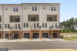 20876 Murry Fls Ter, Ashburn, VA 20147 - Photo 7