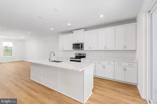 20876 Murry Fls Ter, Ashburn, VA 20147 - Photo 15