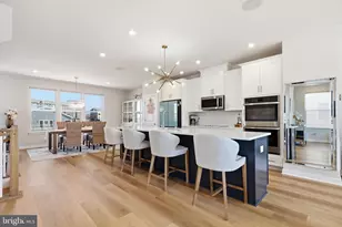 1027 Venifena Terrace SE, Leesburg, VA 20175 - Photo 5