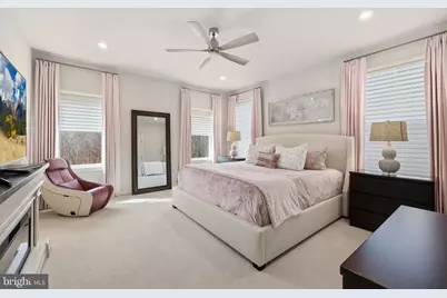 1027 Venifena Terrace SE, Leesburg, VA 20175 - Photo 15