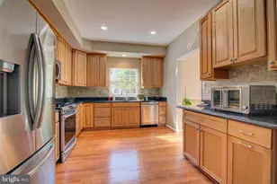 20352 Briarcliff Terrace, Potomac Falls, VA 20165 - Photo 7