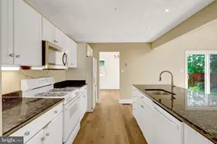 105 Kale Ave, Sterling, VA 20164 - Photo 11