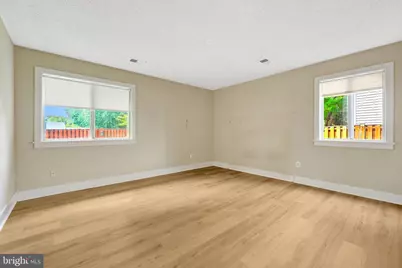 105 Kale Avenue, Sterling, VA 20164 - Photo 17