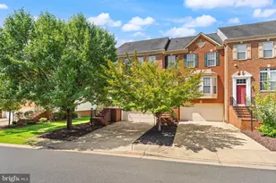 19232 Kepharts Mill Terrace, Leesburg, VA 20176 - Photo 3