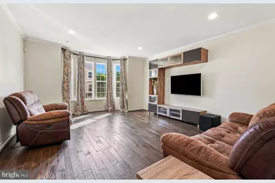21521 Willow Breeze Square, Ashburn, VA 20147 - Photo 5