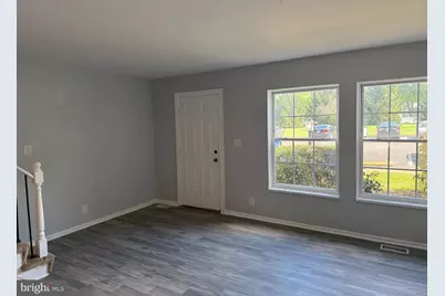 109 N Emory Drive, Sterling, VA 20164 - Photo 5